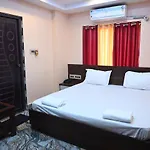 Oyo Hotel Tulusi Inn