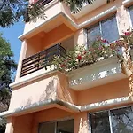 Chaudhuri\'S Deeshari Abokash